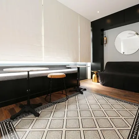 Proche Des Celebres Puces De 4p Appartement