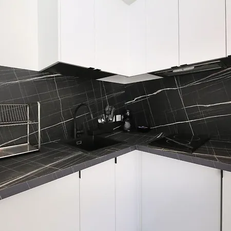 Apartment Proche Des Celebres Puces De 4p - Flat-guest Paris